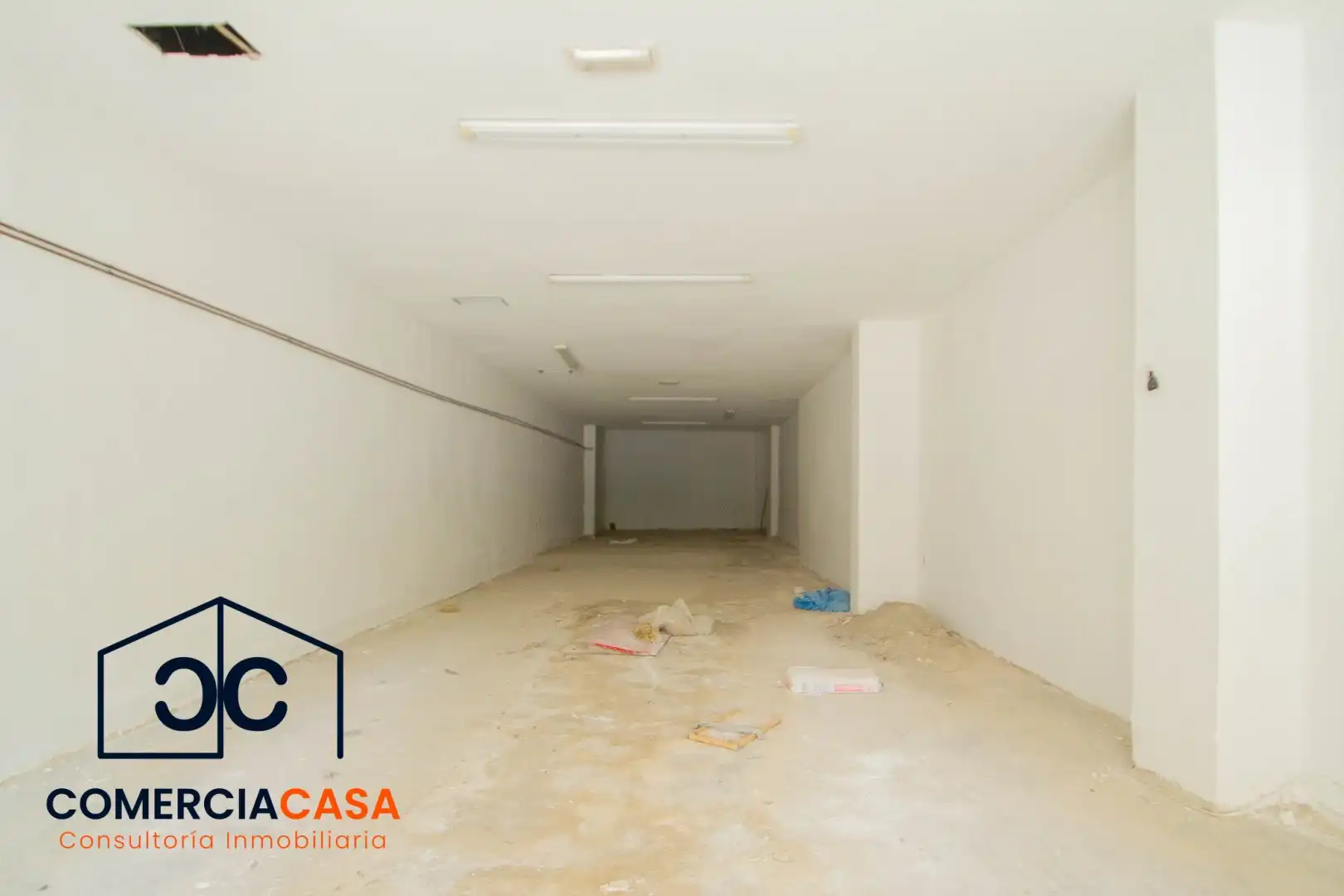 Local en venta en Nerja