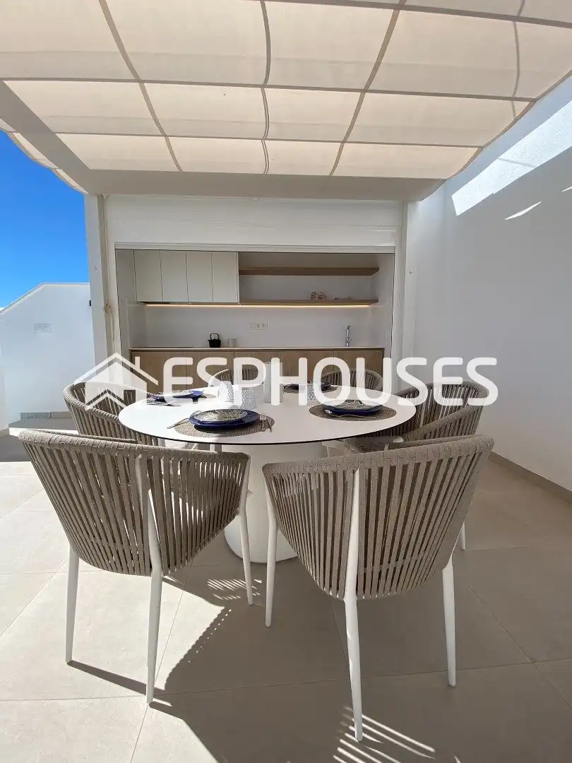 Comedor de Ático en venta en Pilar de la Horadada con Aire acondicionado, Terraza y Balcón