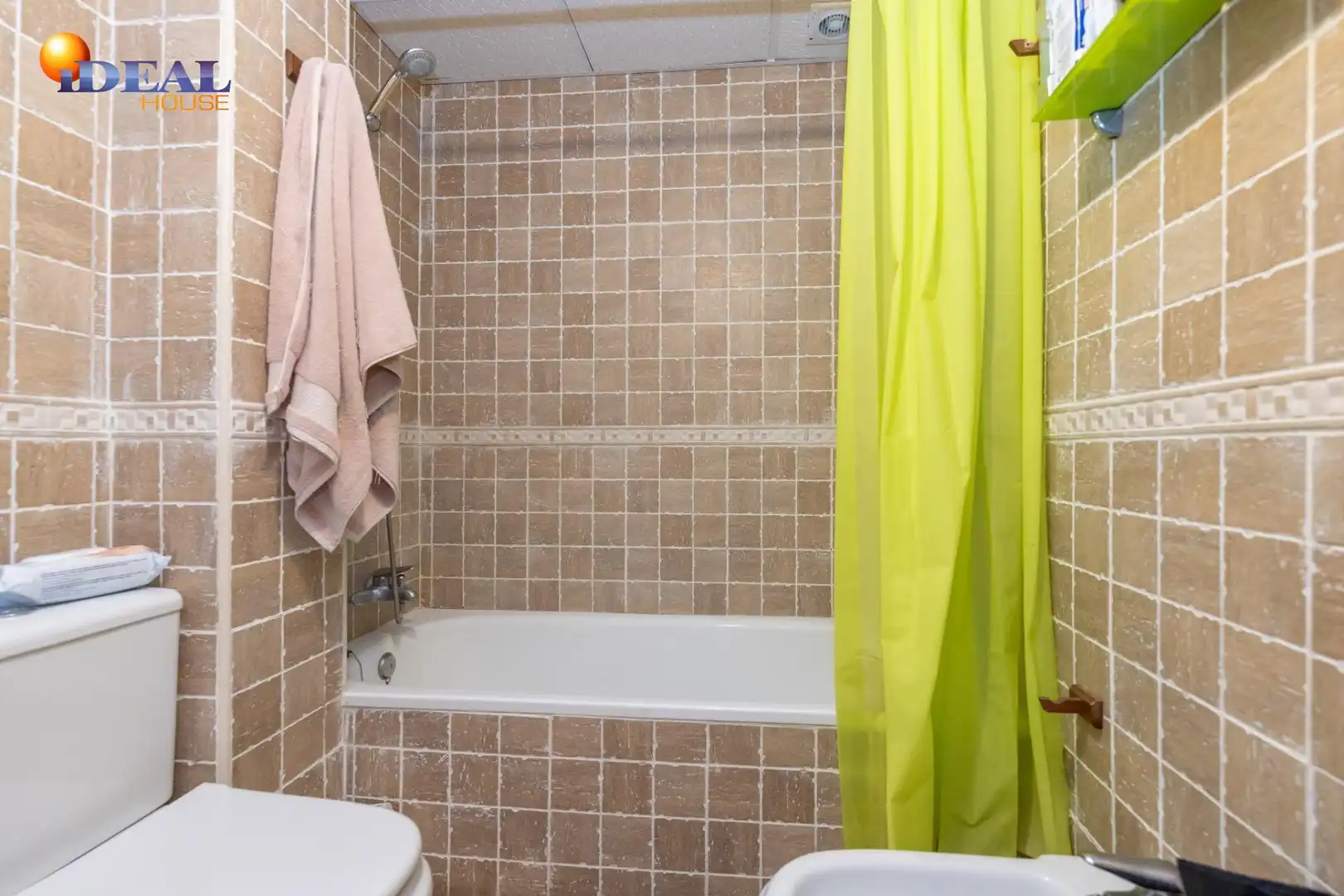 Baño de Piso en venta en Güéjar Sierra, Granada