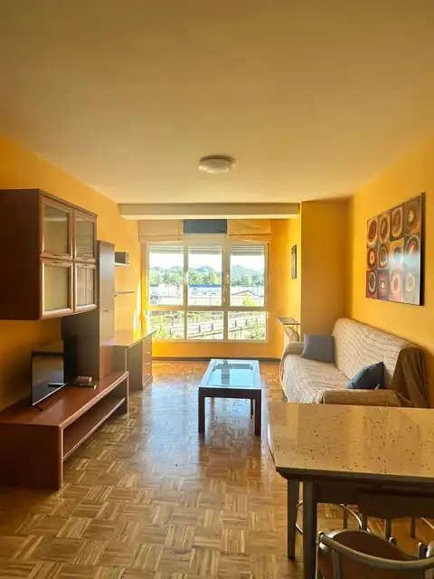 Apartamento de alquiler en Calle la Fontana, 11, Pravia