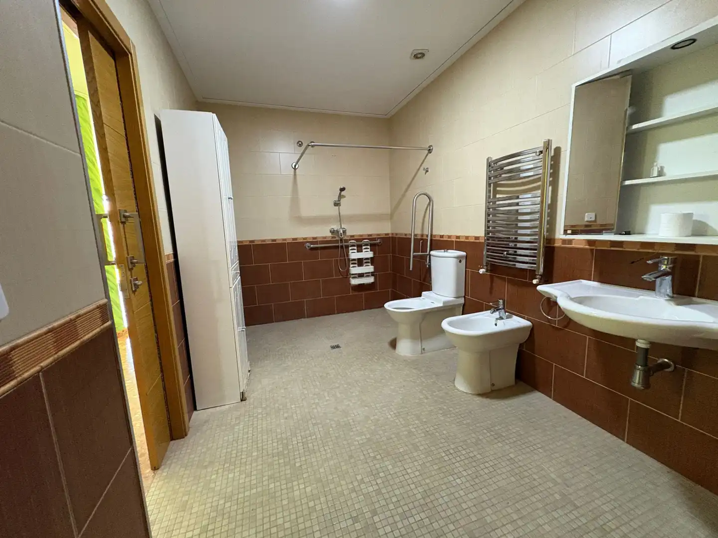 Baño de Casa o chalet en venta en Sant Joanet con Calefacción, Terraza y Piscina