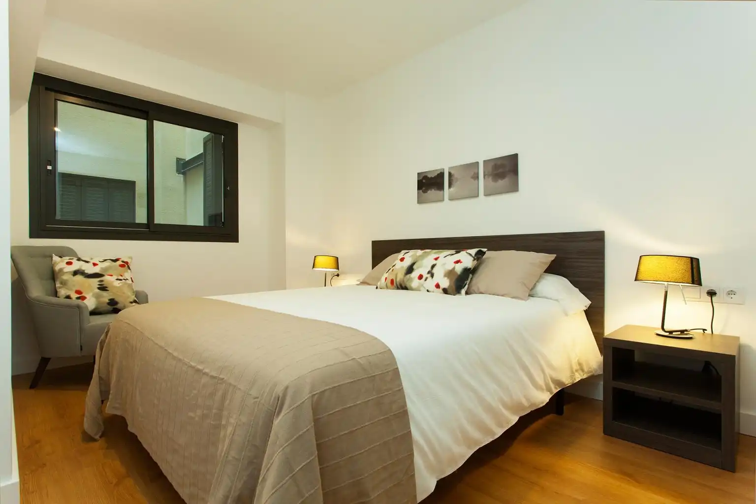 Dormitori de Apartament de lloguer en Alcalá de Henares amb Aire condicionat, Calefacció i Parquet