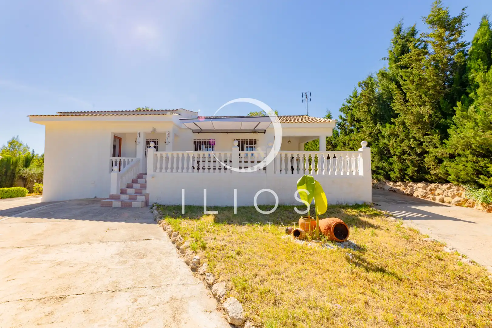 Villa avec terrasse à vendre à Plaça Diseminados