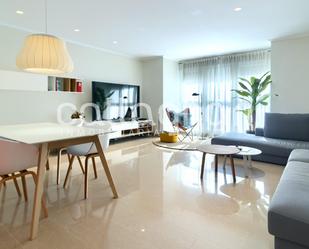 Sala d'estar de Dúplex en venda en Silla amb Aire condicionat i Terrassa