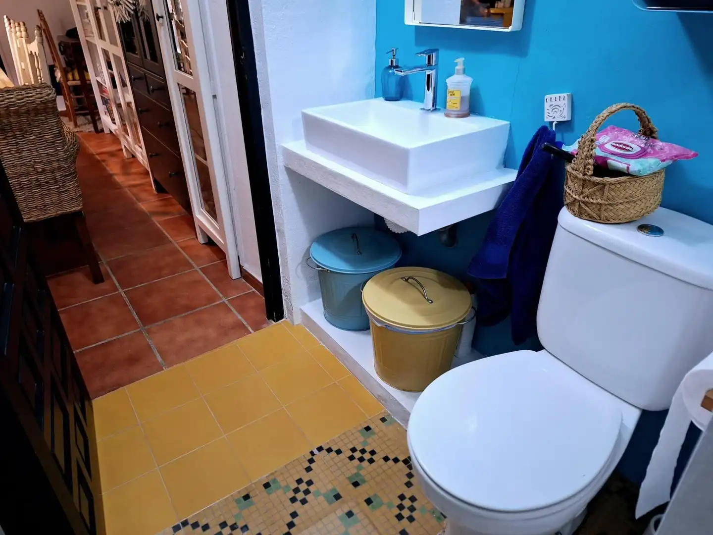 Baño de Casa adosada en venta en El Pinós / Pinoso con Aire acondicionado, Calefacción y Terraza