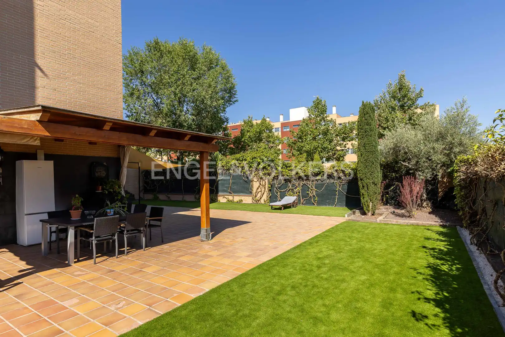 Jardín de Piso en venta en San Sebastián de los Reyes con Aire acondicionado, Calefacción y Jardín privado
