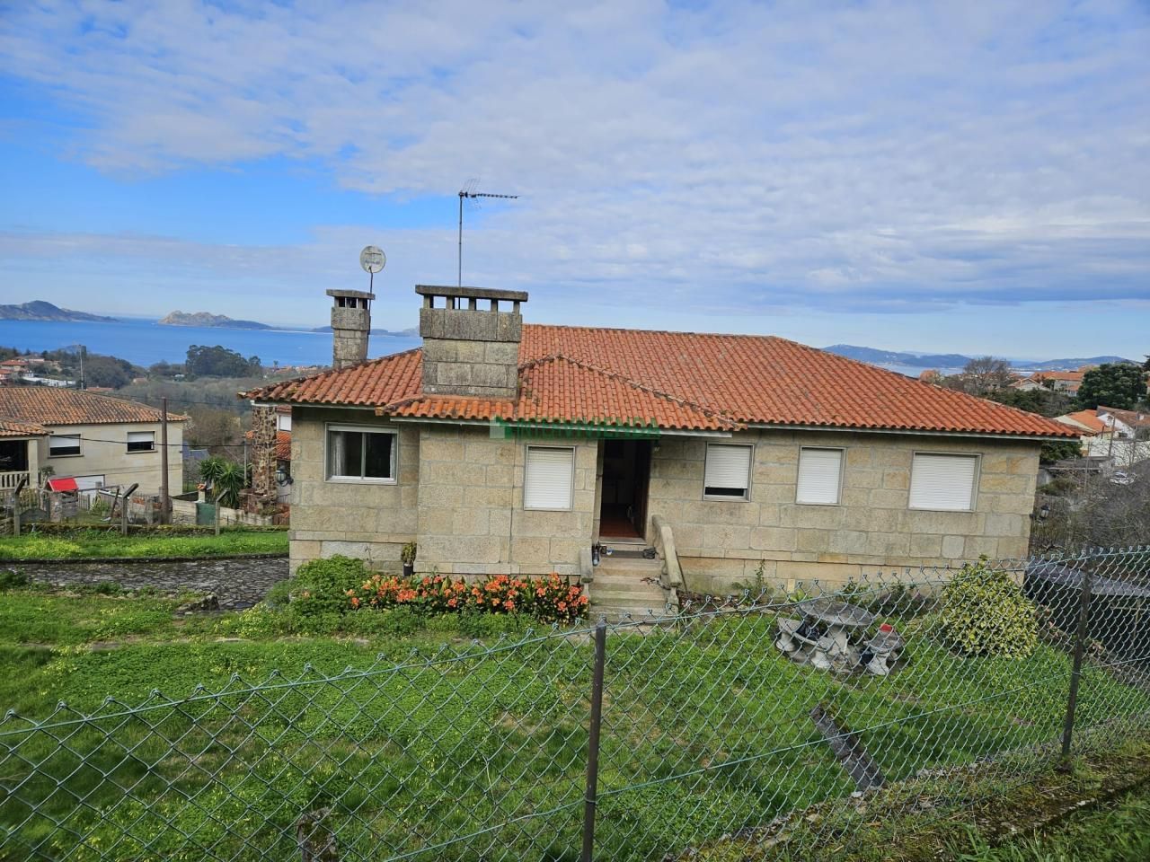 Exterior view of House or chalet for sale in Vigo   with Heating, Private garden and Terrace