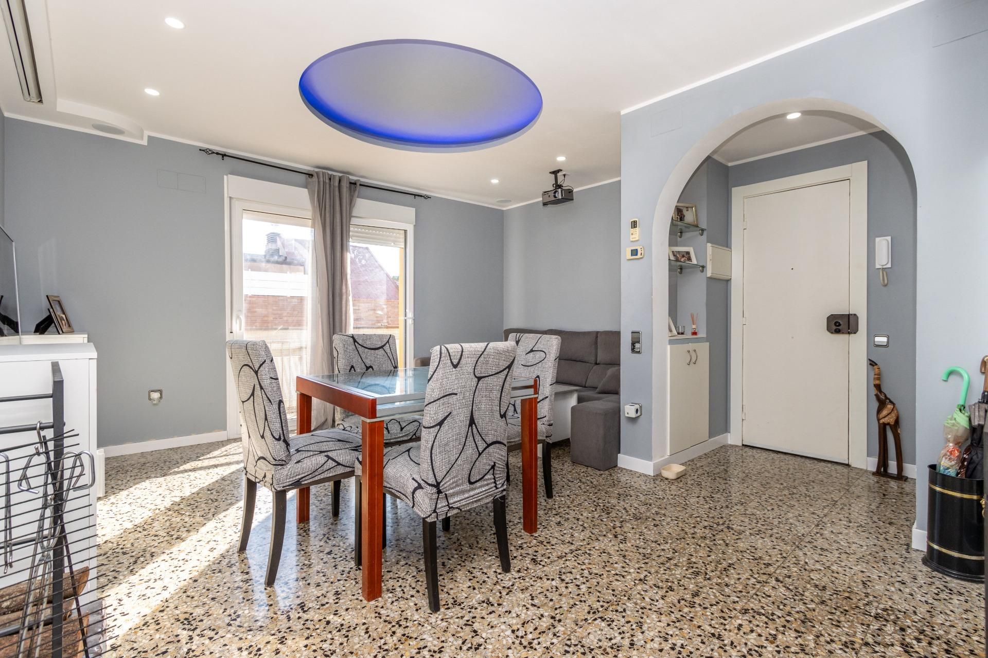 Comedor de Piso en venta en Sabadell con Aire acondicionado, Calefacción y Terraza