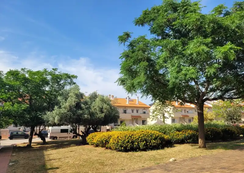 Casa adosada en venda a Calle Mar del Norte, 77, Jardines de Alhaurín - Huerta Alta - Fuensanguínea