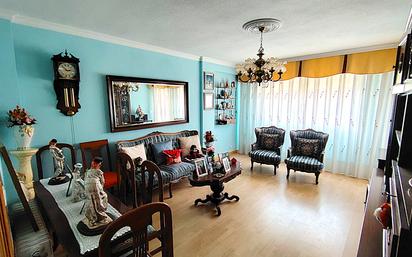 Living room of Flat for sale in Aranjuez  with Heating, Parquet flooring and Terrace