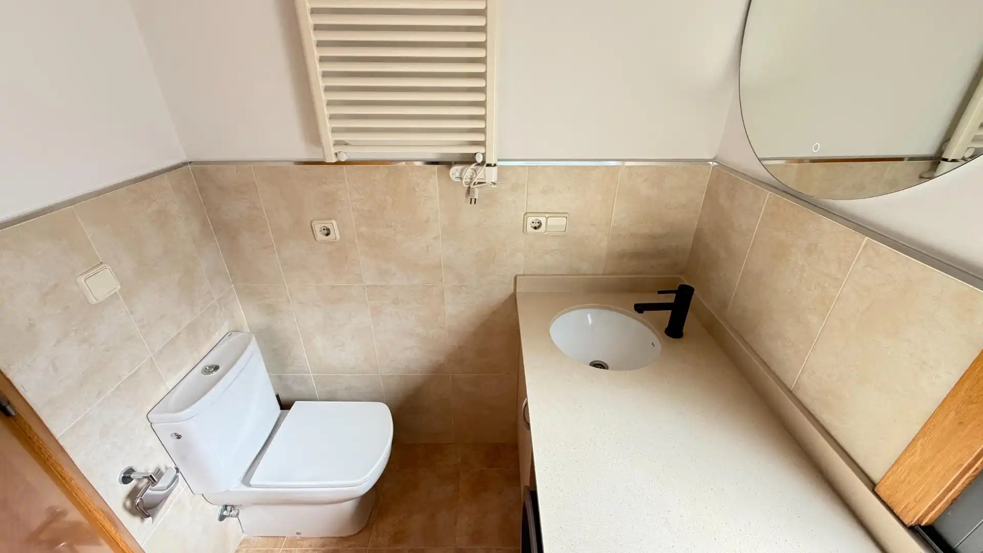 Bathroom of Flat for sale in Vigo   with Heating