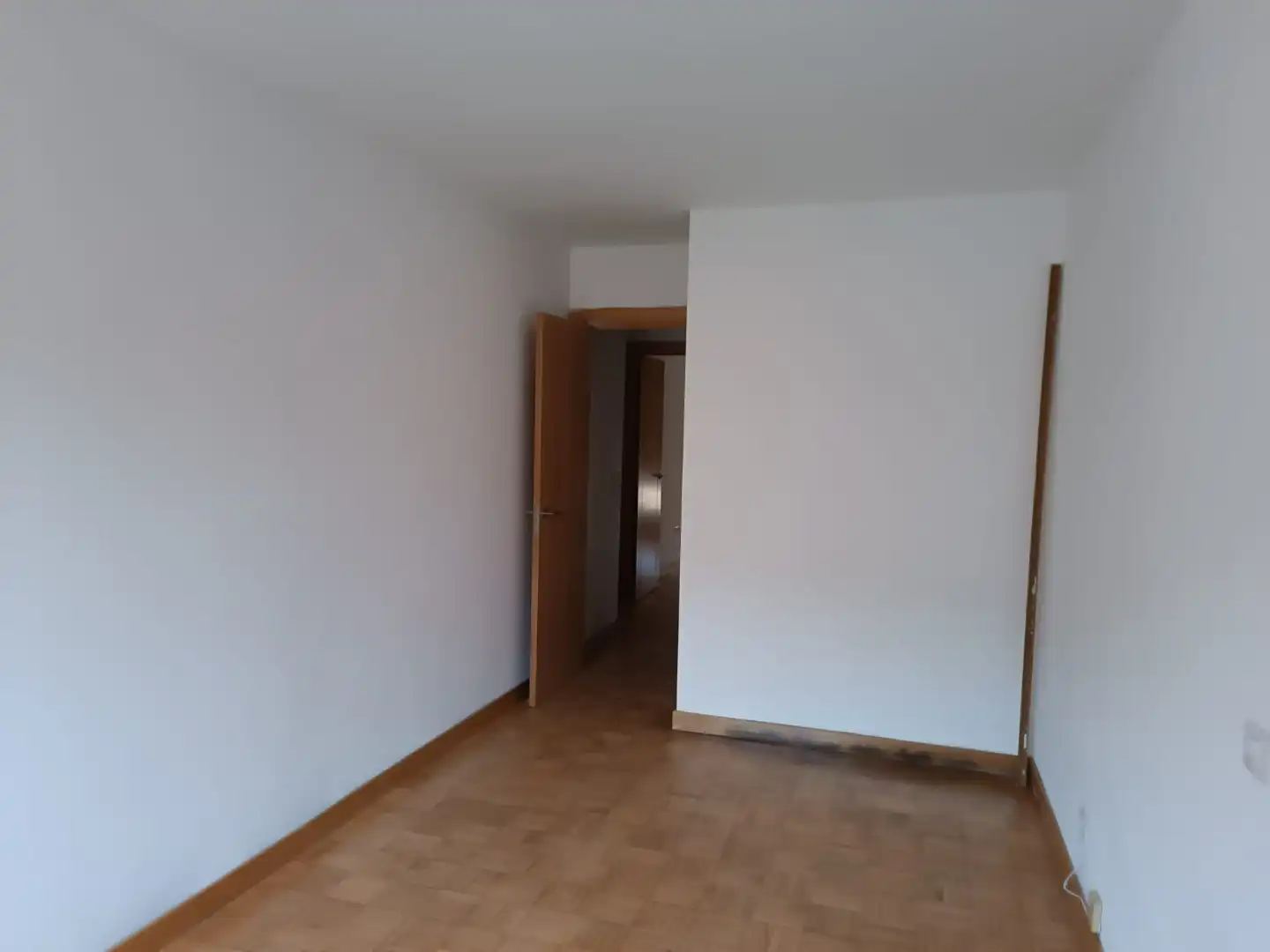 Piso en venta en Pradoluengo con Parquet y Terraza