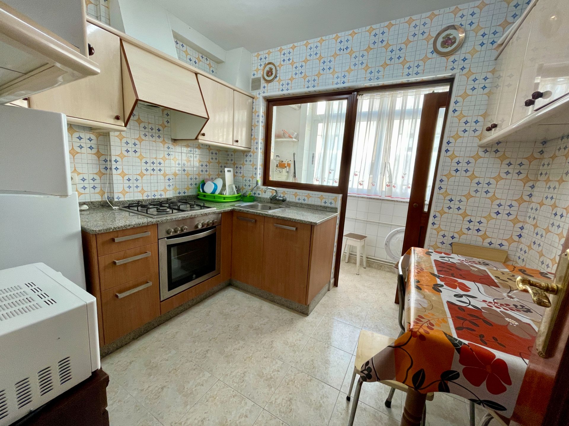 Kitchen of Flat to rent in Santiago de Compostela   with Heating, Storage room and Furnished