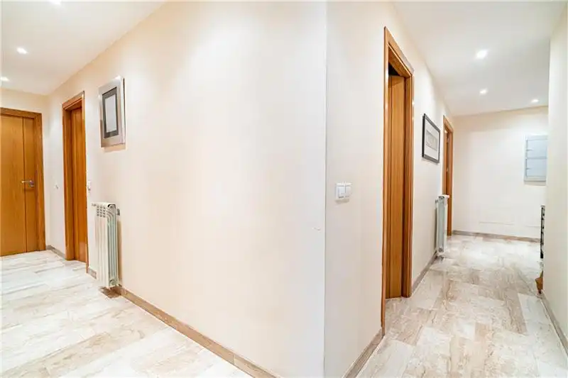 Piso en venta en  Palma de Mallorca con Aire acondicionado, Terraza y Piscina comunitaria