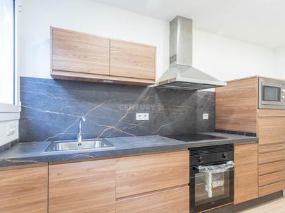 Kitchen of Flat for sale in Cornellà de Llobregat  with Air Conditioner and Heating