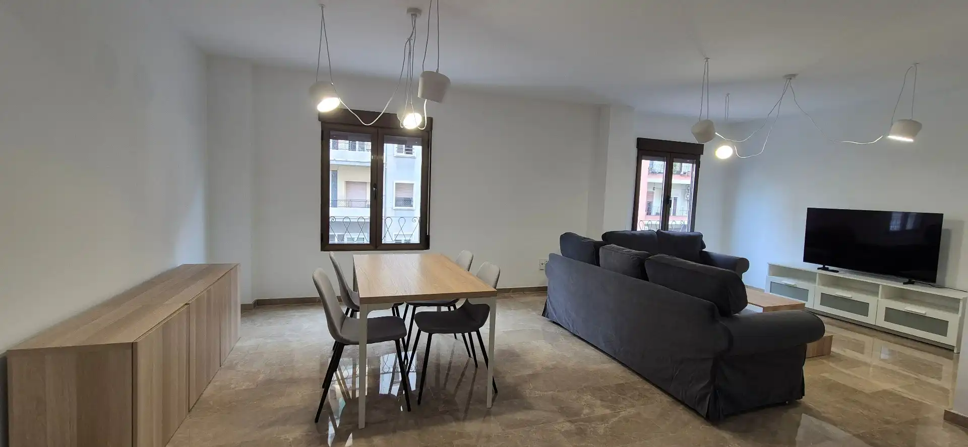 Sala de estar de Piso de alquiler en Valencia con Aire acondicionado, Terraza y Amueblado