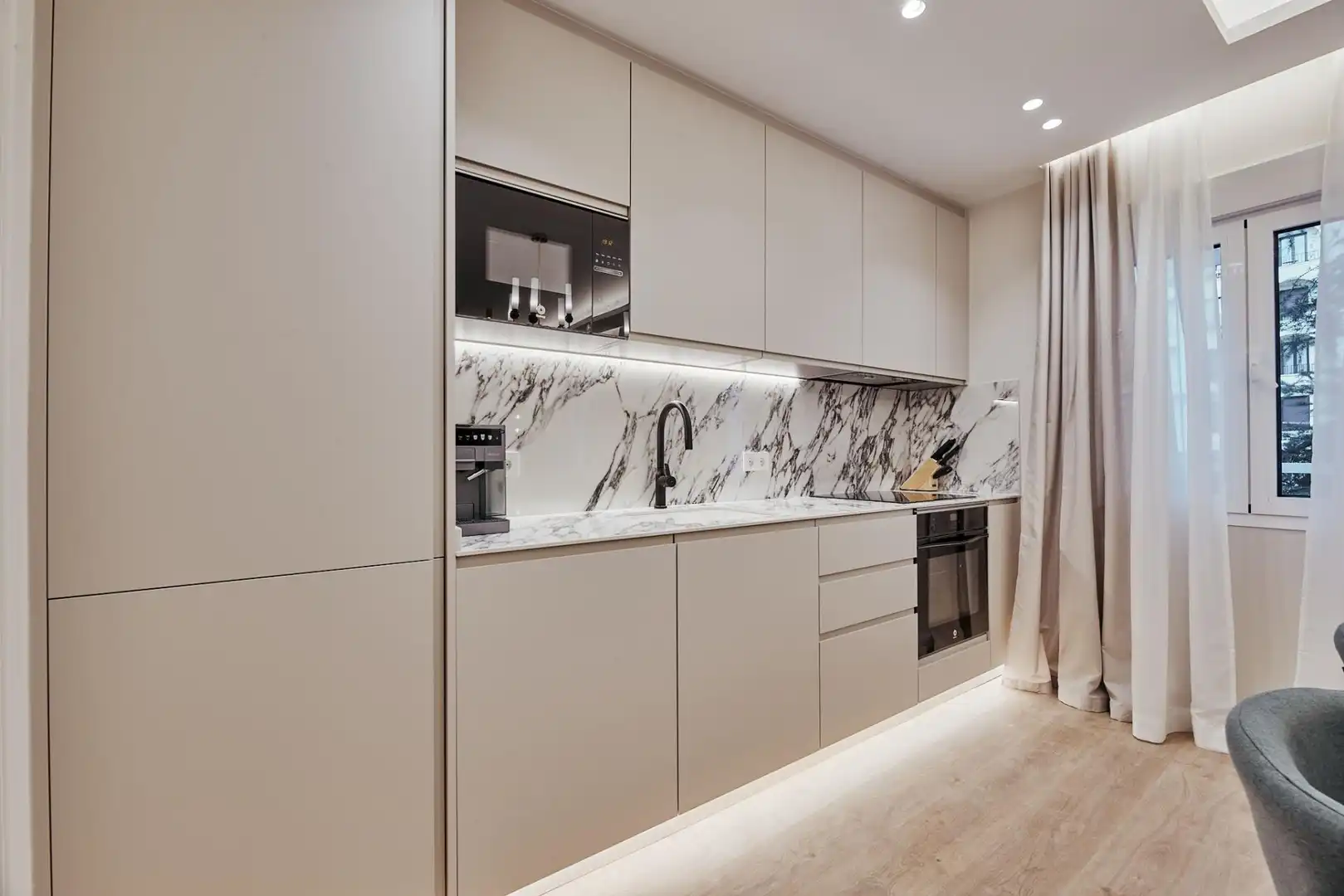 Kitchen of Flat for sale in Madrid  with Air Conditioner, Heating and Furnished