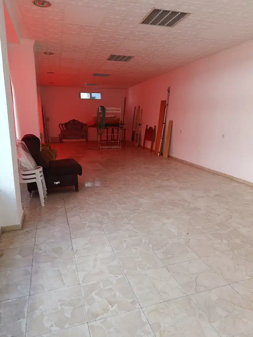Edifici en venda en Iznájar