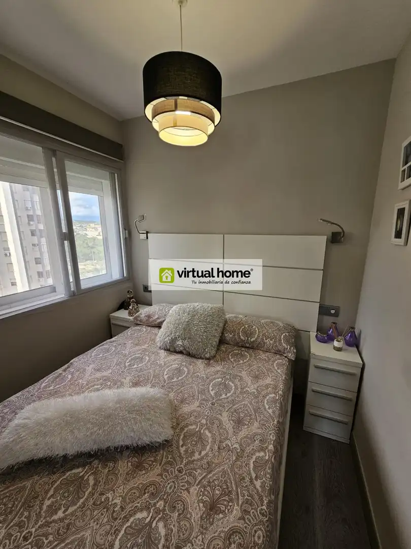Schlafzimmer von Wohnung zum Verkauf in Benidorm mit Klimaanlage, Terrasse und Möbliert