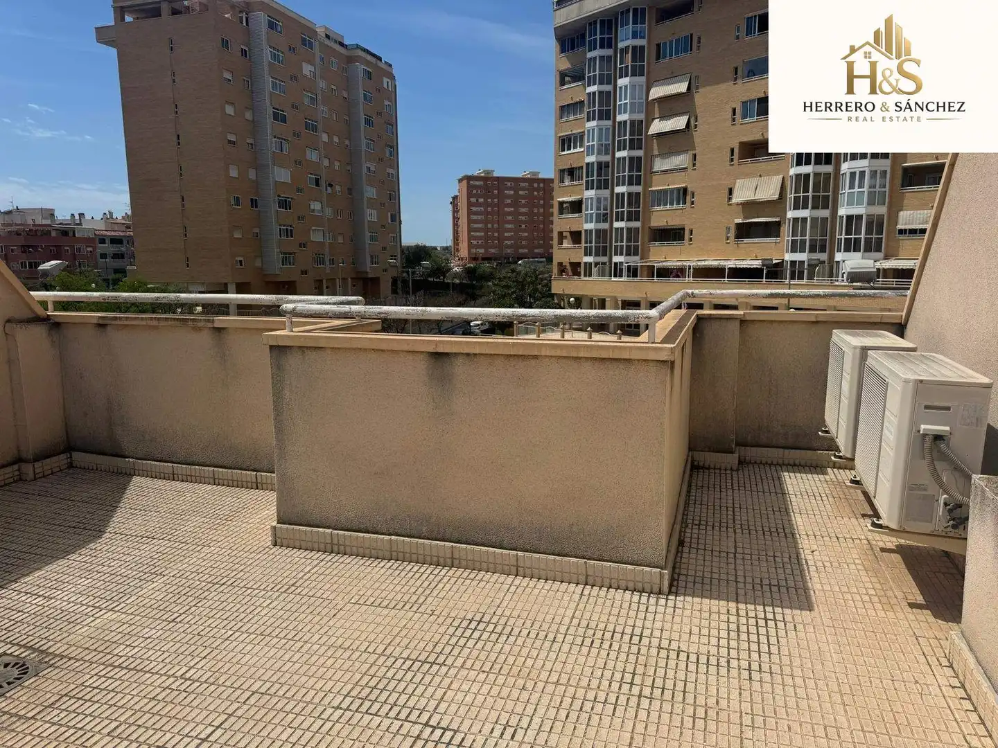 Terrace of Houses for sale in Alicante / Alacant  with Air Conditioner, Heating and Private garden
