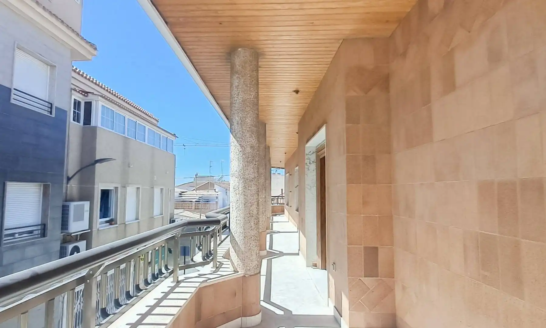 Terraza de Ático en venta en San Pedro del Pinatar con Aire acondicionado, Trastero y Balcón
