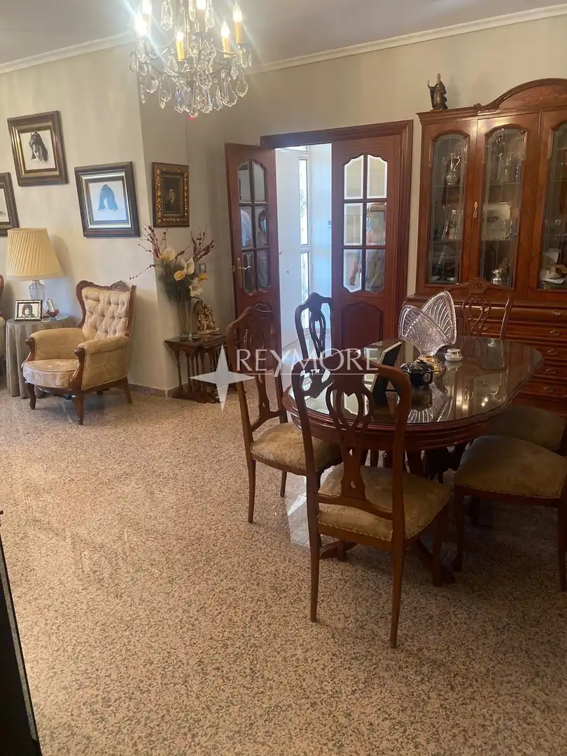 Houses for sale in El Higuerón