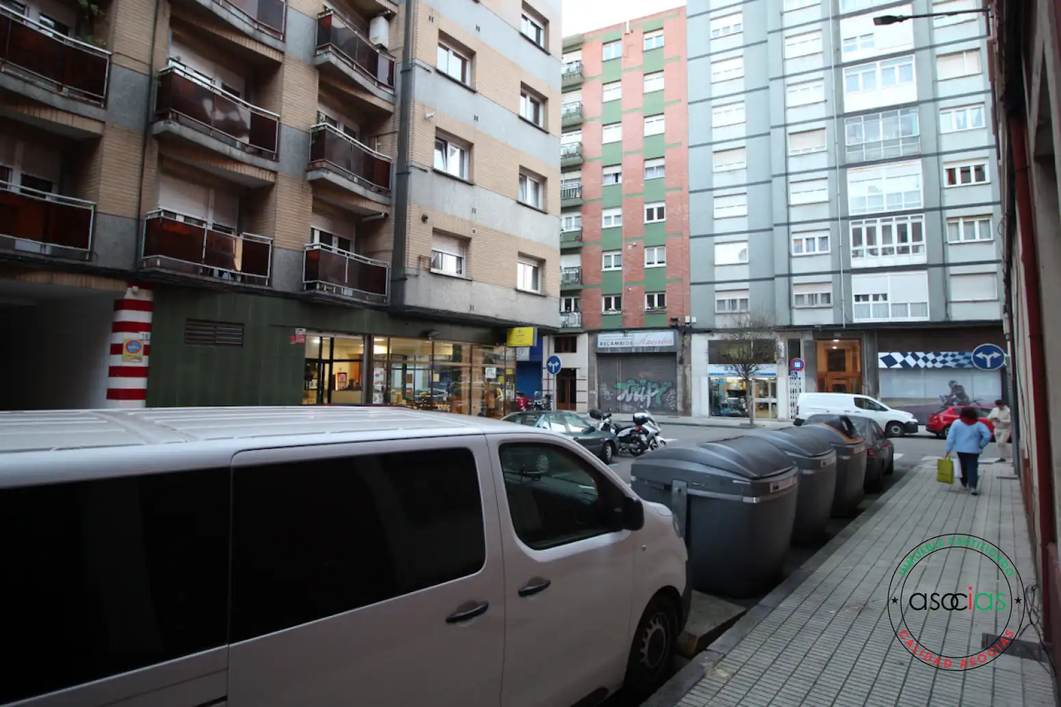 Parking de Ático en venta en Gijón  con Calefacción y Trastero
