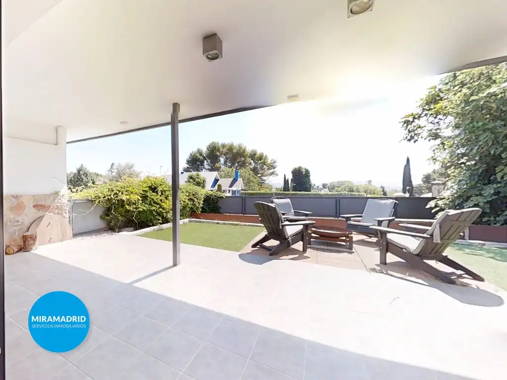 Terraza de Casa o chalet en venta en Paracuellos de Jarama con Aire acondicionado