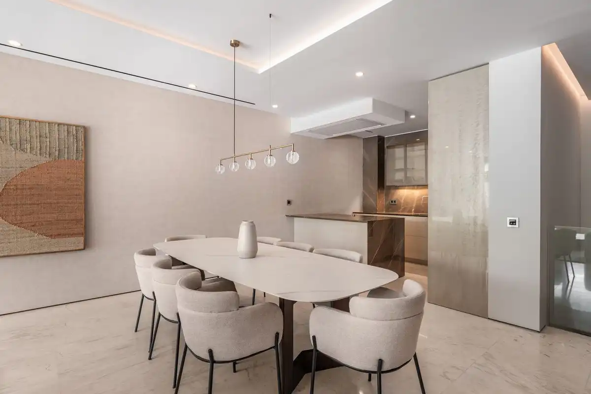 Menjador de Apartament de lloguer en Marbella amb Aire condicionat, Calefacció i Terrassa