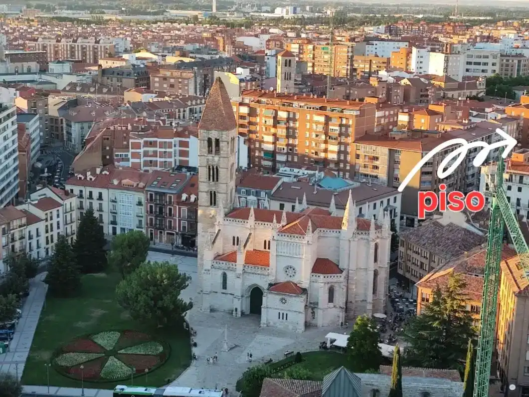 Vista exterior de Pis en venda en Valladolid Capital amb Balcó