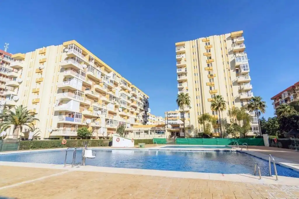 Apartamento con piscina en venta en Avenida GAMONAL, imagen 19