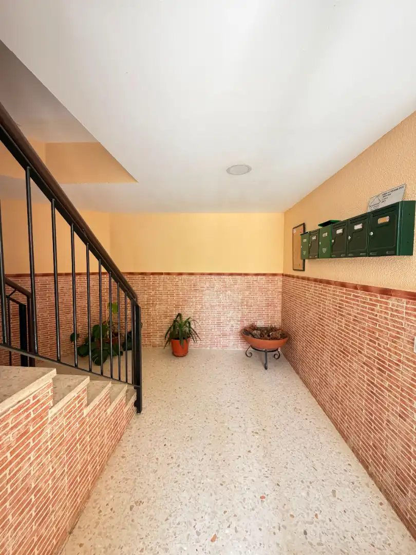 Flat for sale in Lebrija  with Air Conditioner and Oven