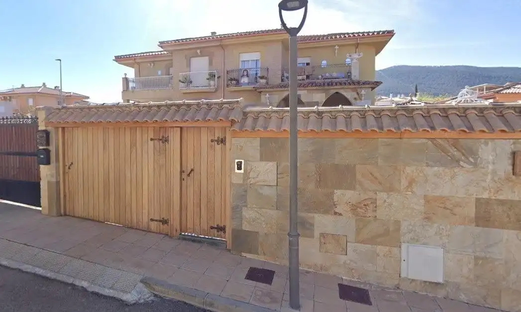 Xalet amb jardí en venda a La Guardia de Jaén