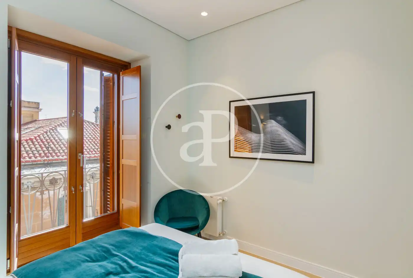 Flat for rent in C. de San Bernardo, Universidad - Malasaña