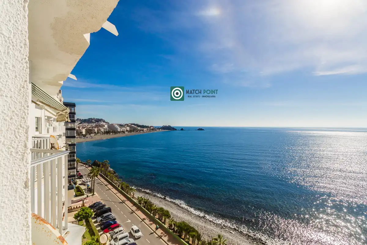 Vista exterior de Apartament de lloguer en Almuñécar amb Moblat