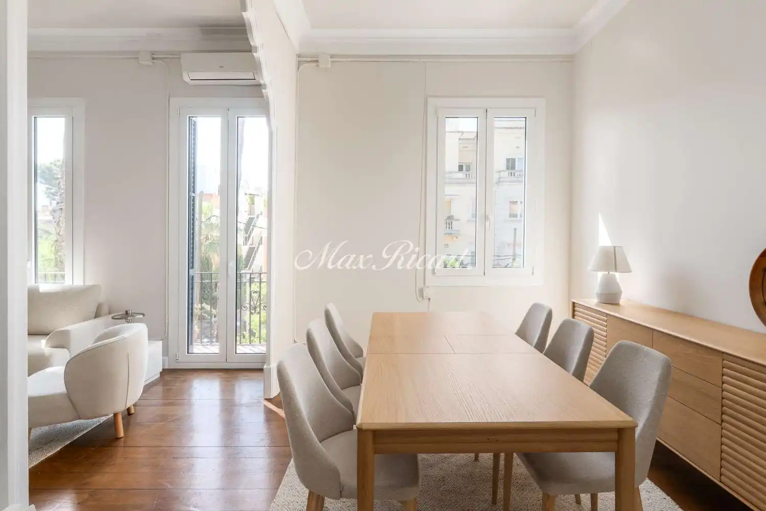 Dining room of Flat for rent in Barcelona  with Air Conditioner, Heating and Swimming Pool