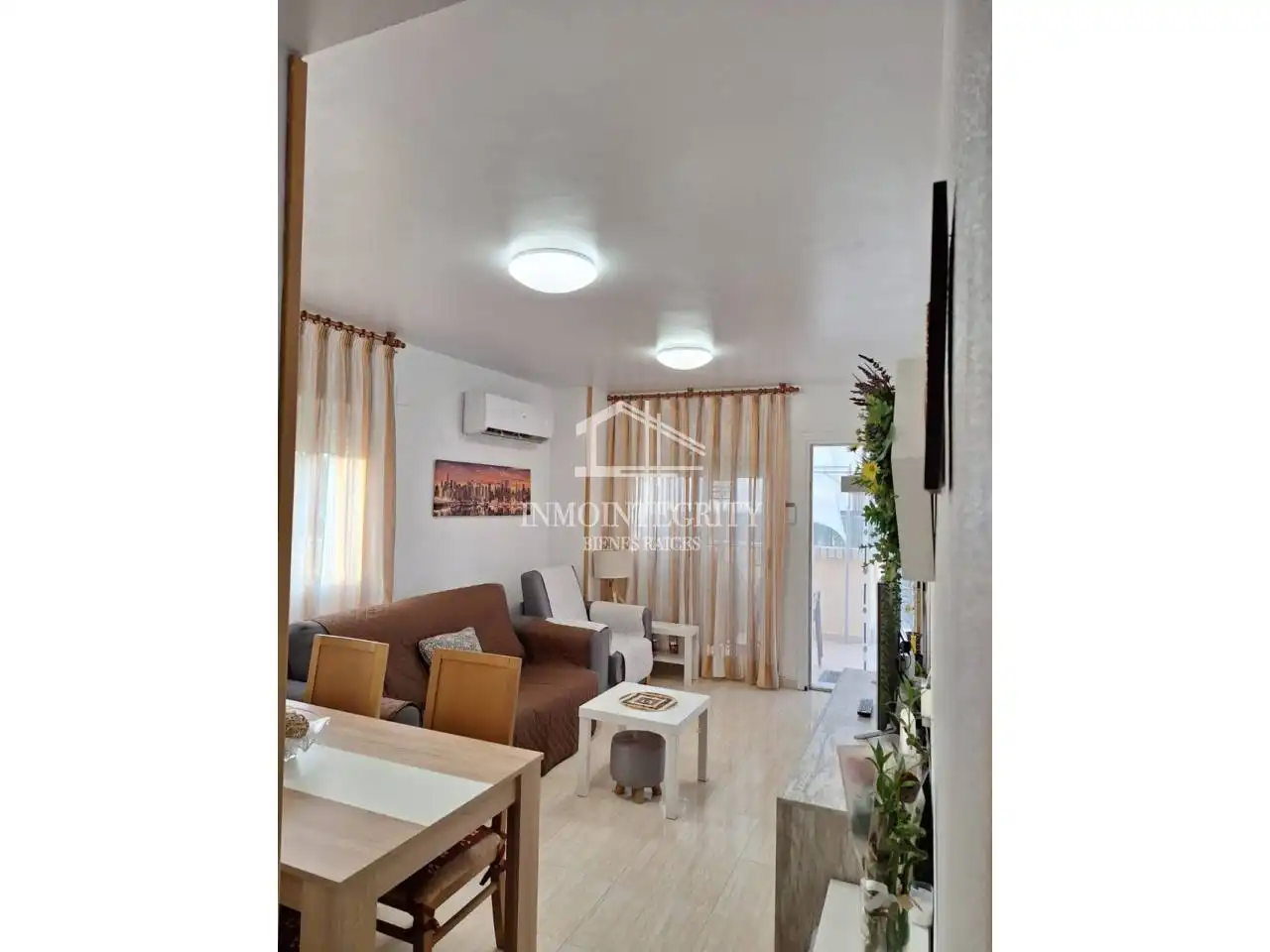 Apartment with pool for sale in Avenida Central, imagen 4