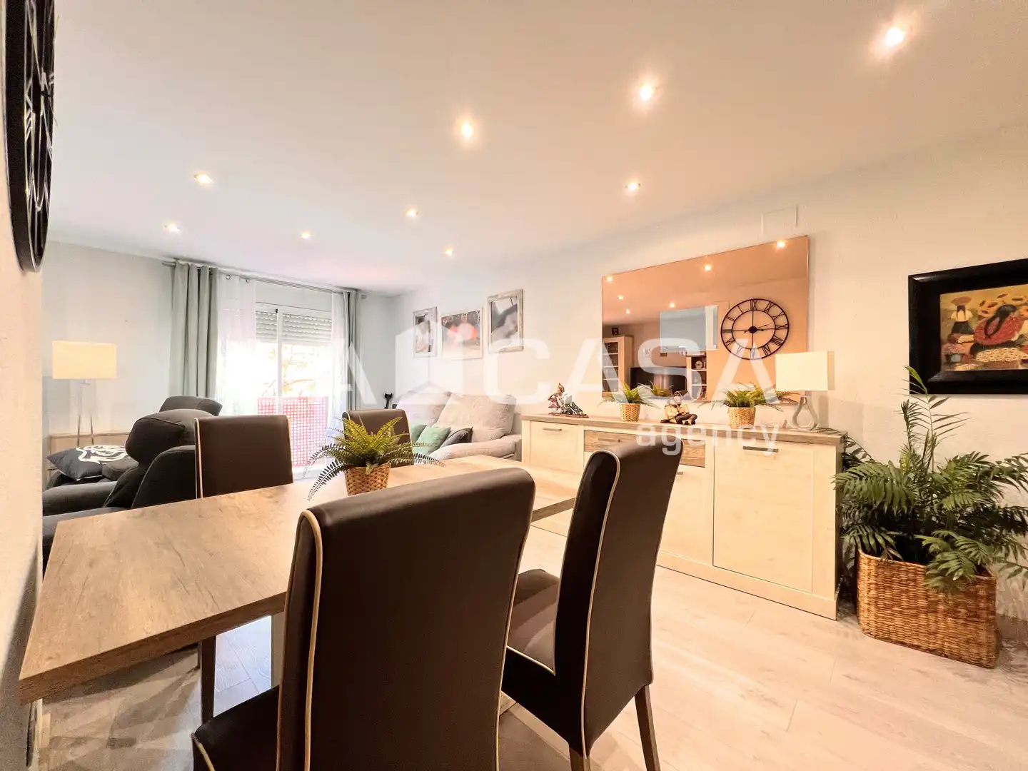 Vista exterior de Piso en venta en Badalona con Calefacción, Terraza y Trastero