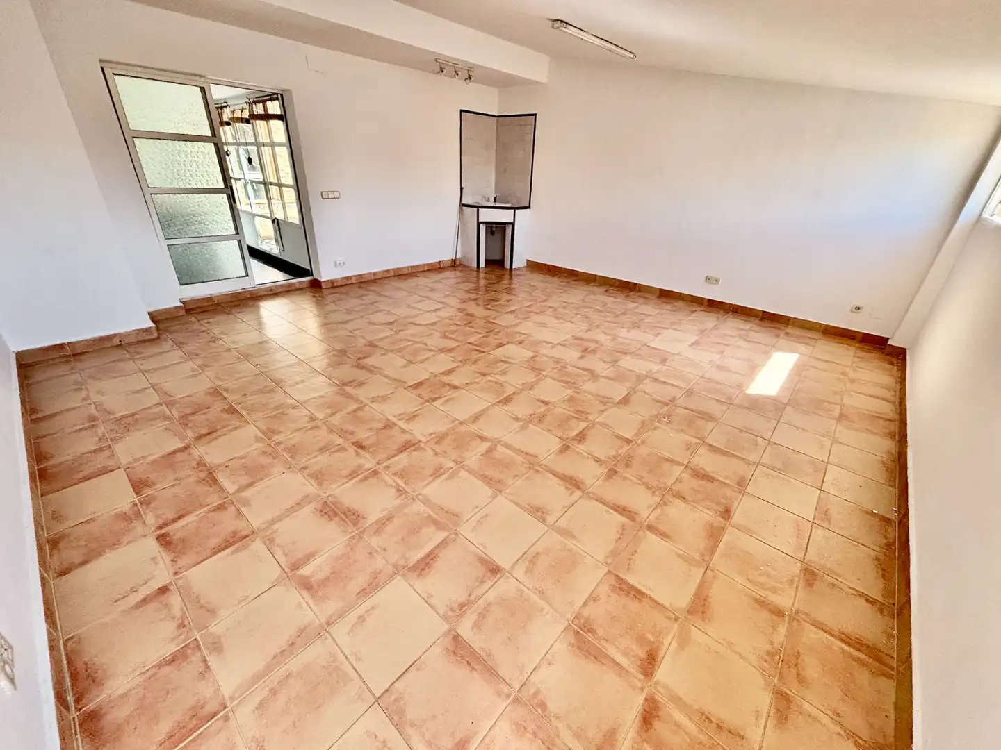 Casa adosada en venta en Alicante / Alacant con Aire acondicionado, Jardín privado y Terraza