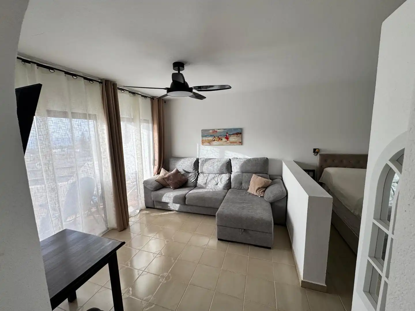 Living room of Study for sale in Giniginamar