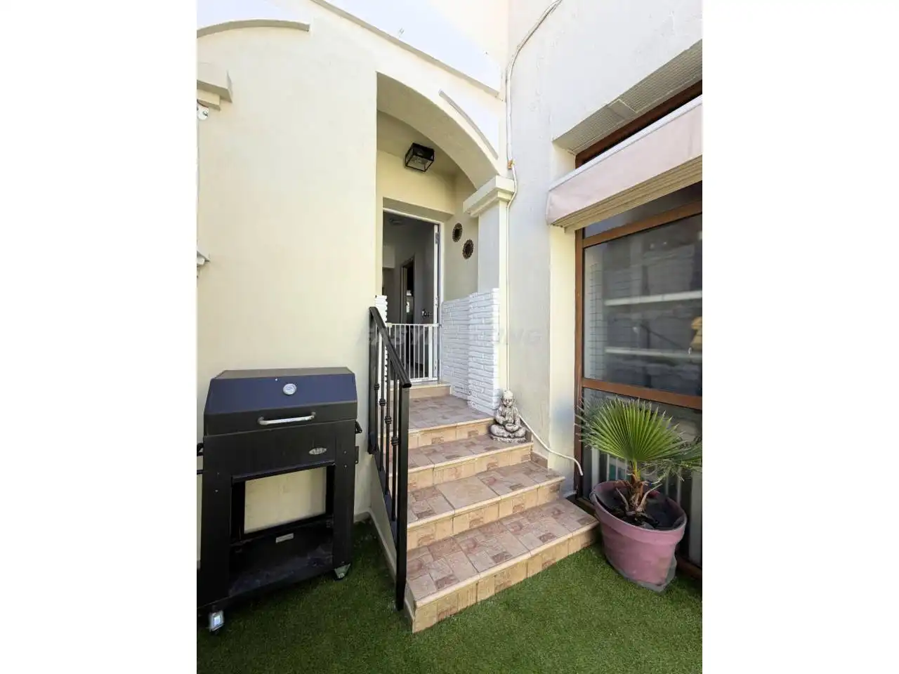 Balcony of Detached homes for sale in La Línea de la Concepción  with Terrace and Furnished