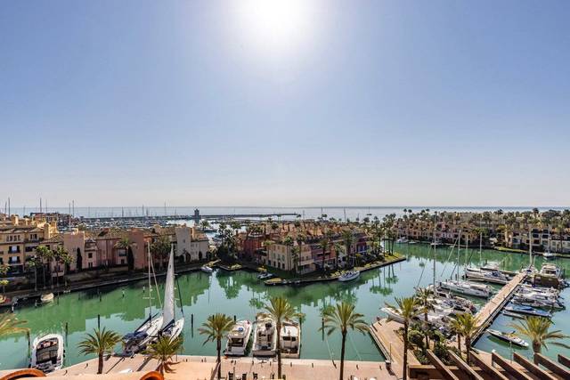 Apartamento en Alquiler en Puerto de Sotogrande - La Marina