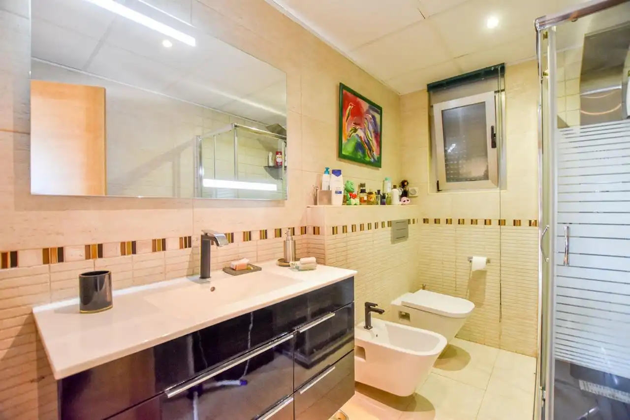 Baño de Casa o chalet en venta en Águilas con Aire acondicionado, Jardín privado y Trastero