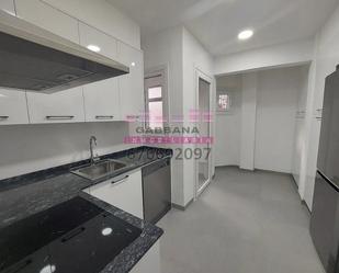 Kitchen of Flat to rent in Vigo   with Balcony