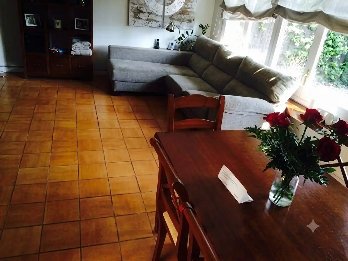 Sala de estar de Casa adosada en venta en Sant Cugat del Vallès con Calefacción y Terraza