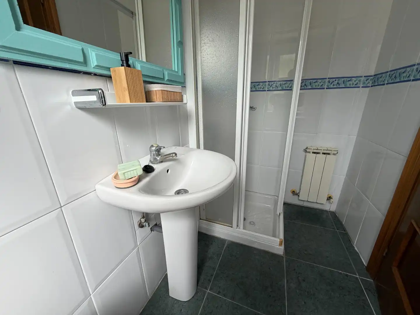 Baño de Casa o chalet de alquiler en Piélagos con Calefacción, Terraza y Amueblado