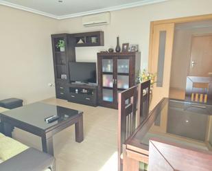 Living room of Flat to rent in Badajoz Capital  with Air Conditioner, Terrace and Furnished