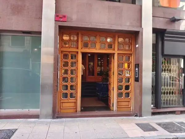 Oficina en venda en Gijón  amb Aire condicionat i Calefacció