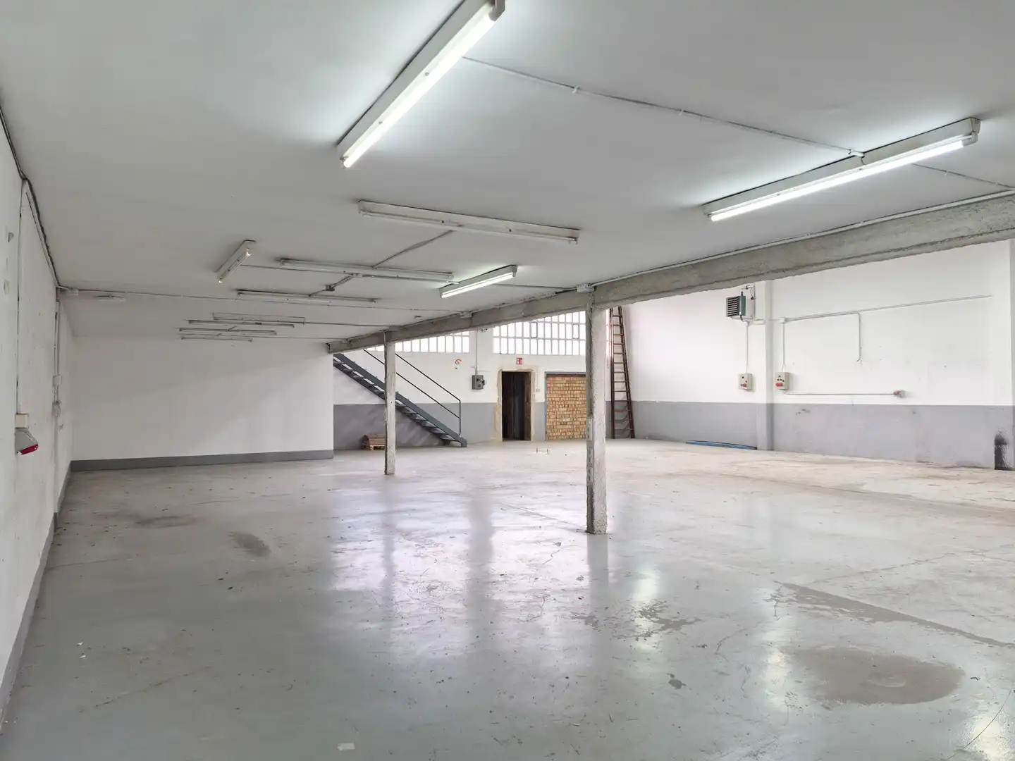Industrial buildings for rent in Ripoll