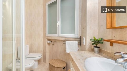 Foto 4 de Habitación en Almagro, Madrid Capital